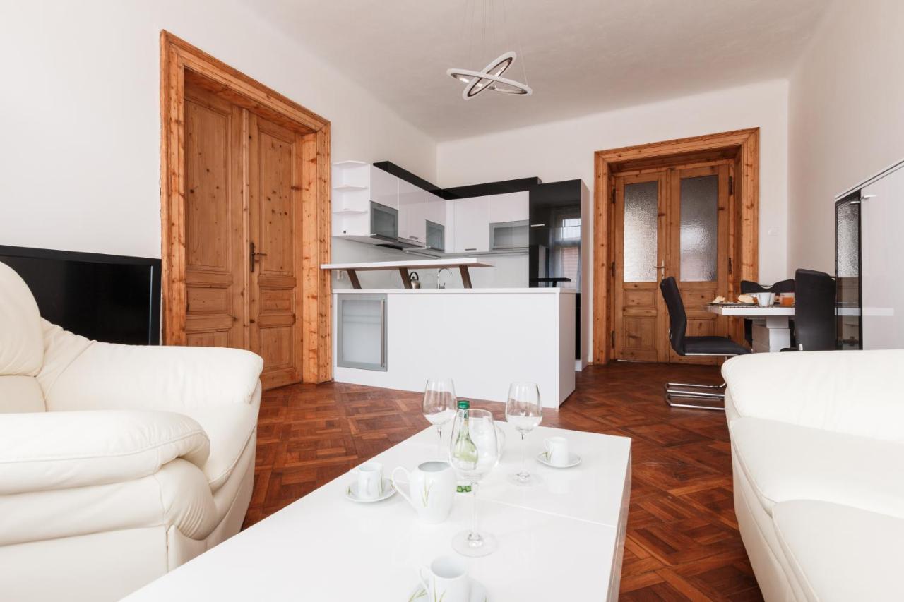 Prague Days - Stylish New Town Apartments Eksteriør billede
